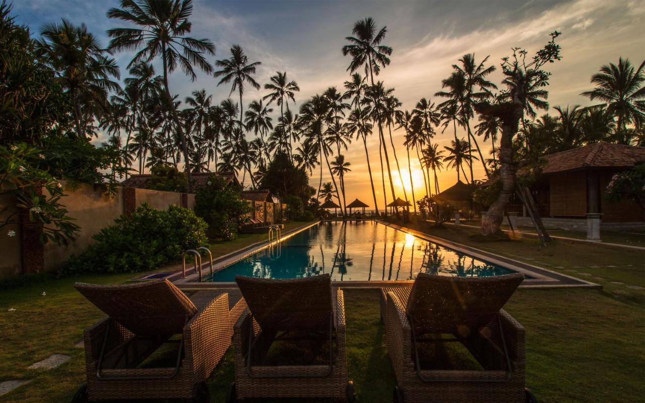 Clive Garden Beach Wadduwa Exterior photo